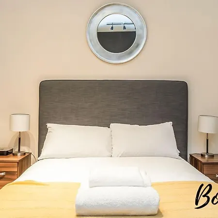 Appartamento Spacious 2br-1ba - Grassmarket - Free Parking By Bonjour Residences Edimburgo