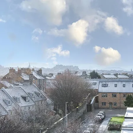 Waterfront Castle View 3 Bed * Edimburgo