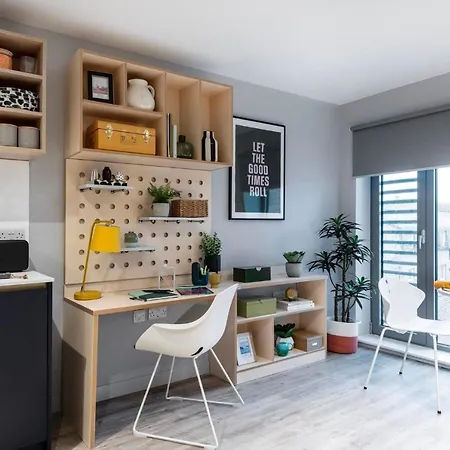 Apartamento Rooms At Huxley Studios In The Heart Of Edinburgh *