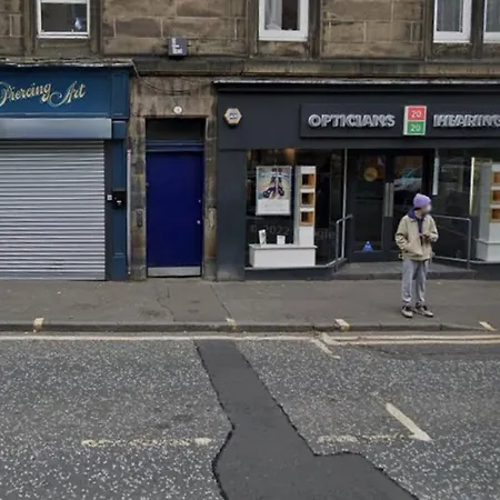 Striking 3 Bed Near Royal Mile - New Reno! 아파트