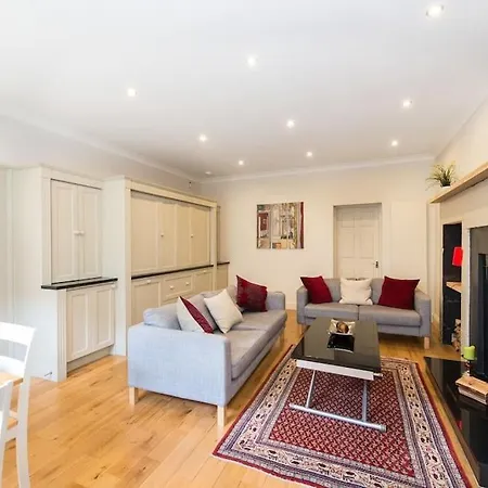 Self Catering , Centre With Parking Edynburg