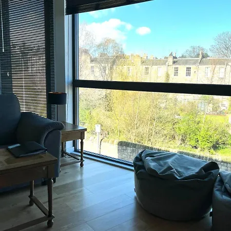 No. 5 Warriston, Canonmills Luxury Apartman