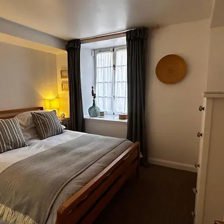 The Cooperage No 6, The Shore * Edinburg