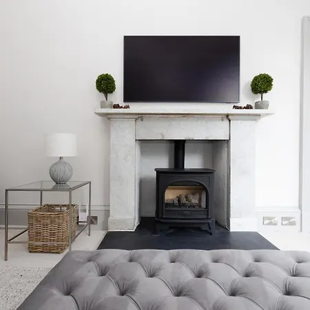 Stylish 3-bedroom Getaway