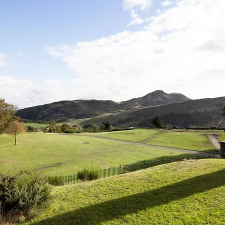 Joivy Affordable 3,4,5 And 12 Bed Private Flats Next To Royal Mile (adults Only) * Édimbourg