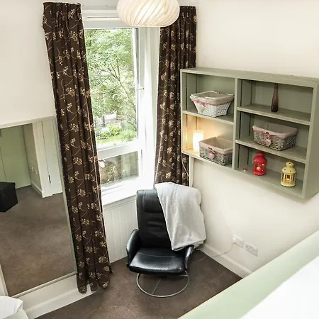 Chic & Bright Flat Near Holyrood Park Lägenhet *