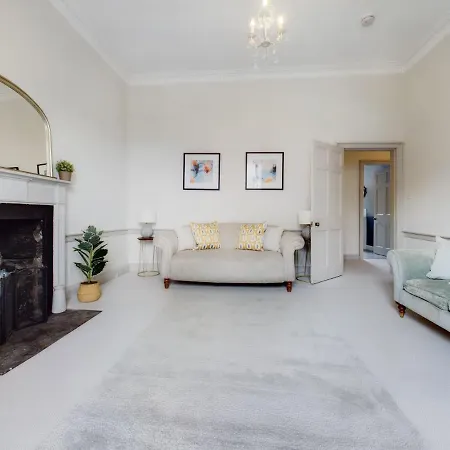 Stylish & Modern 2 Bedroom - Stockbridge. Appartamento Edimburgo