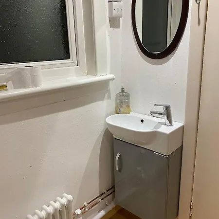Edi Πανσιόν