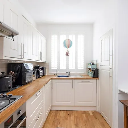 Lägenhet Joivy Chic 1-bed Flat In The Heart Of The Old Town Edinburg