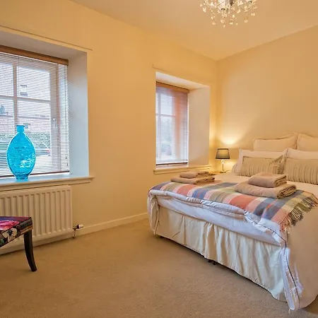 The Ice House Apartment *