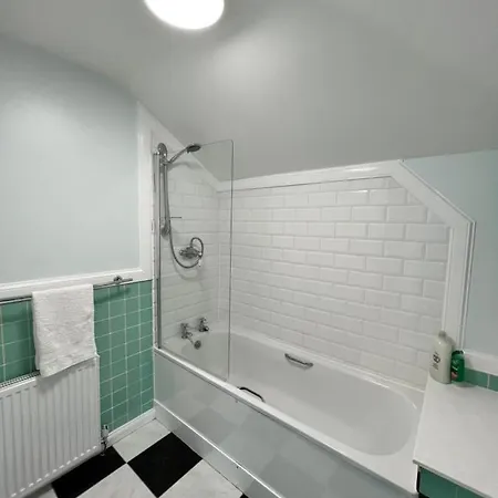 Very Central, Charlotte Square, Near The Castle Апартаменты *