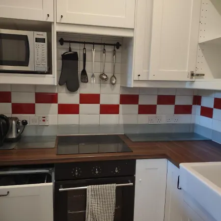 Appartamento Entire 2 Bedroom Flat Near Centre 4-6 Pp
