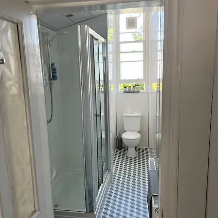 Luxury 3 Bed Flat In Edinburgh