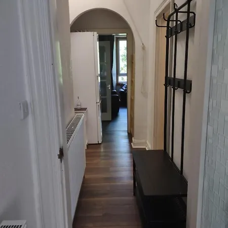 Appartamento Entire 2 Bedroom Flat Near Centre 4-6 Pp