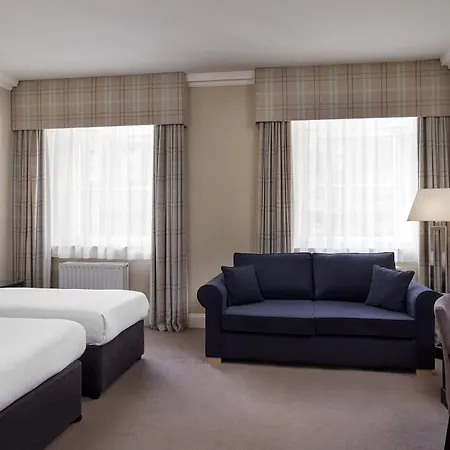 Hotel Leonardo 3*