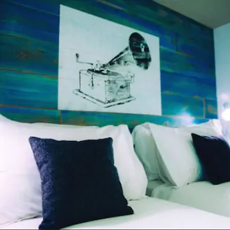 Stay Central Hotel Hotell 3*