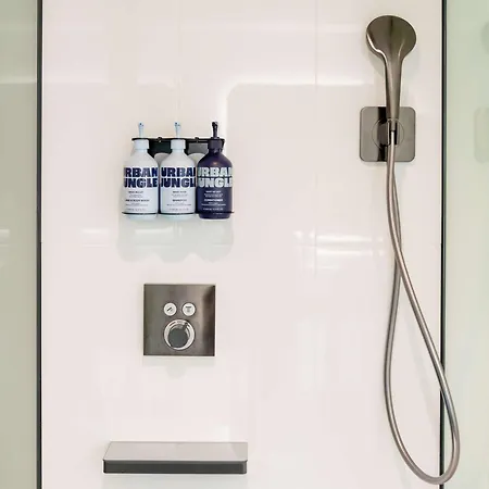 מלון Yotel