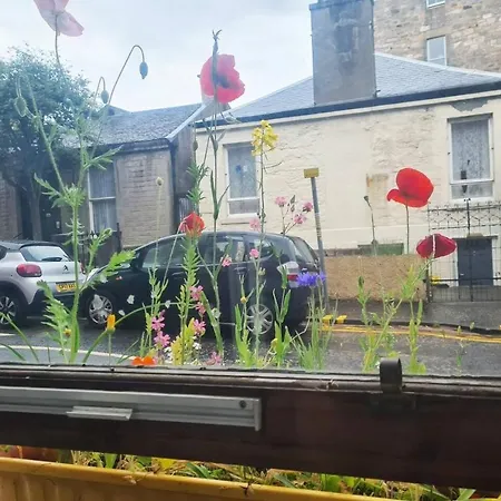 Portobello Charming Seaside 3-br *