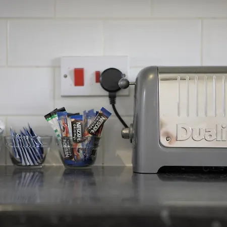 Apartment Modern 2-bed Haven, Free Parking