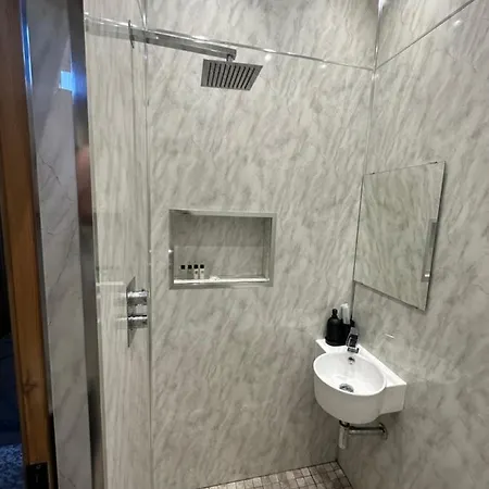 Aparthotel Thistle *