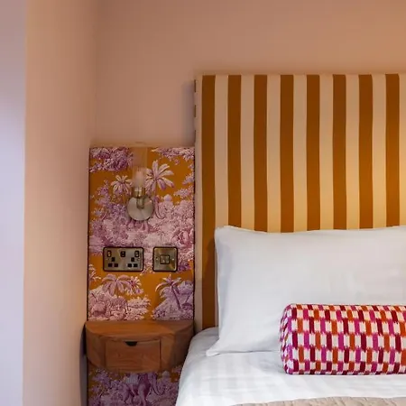 Hotel Eleven Stafford Street Townhouse (adults Only) 4*