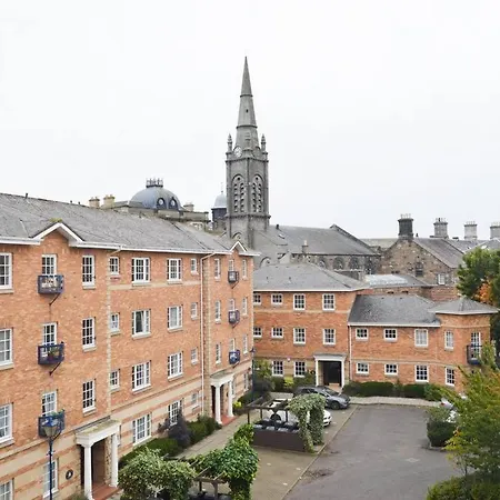 My Waterfront Apartment, Views Over Water Of Leith * Edynburg