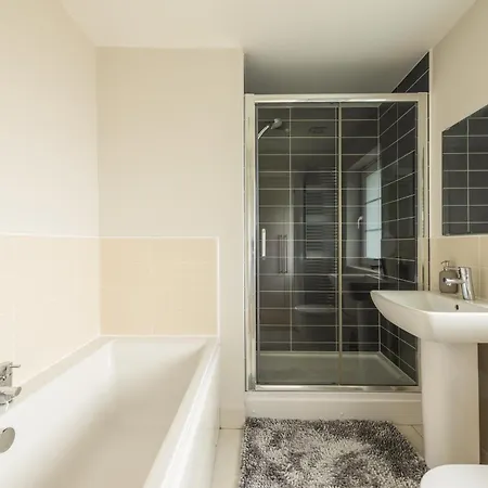 Luxury Detached Semesterbostad Edinburg