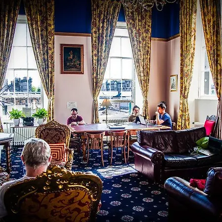 Castle Rock - Adults Only Edinburgh