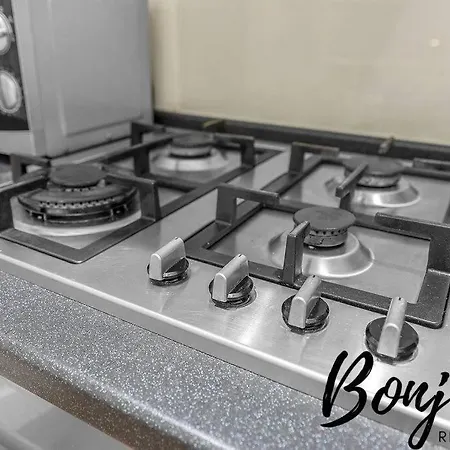 Daire Clichy Ground Floor 1br-1 Ba, Shared Garden Access By Bonjour Residences Edinburgh