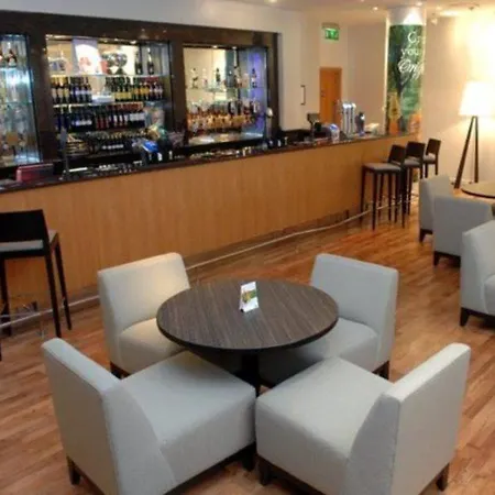 Express West By Ihg 3* Edinburgh
