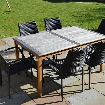 Wardie Garden Apartman *