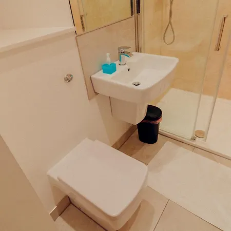 Gæstehus Mayfield 4*