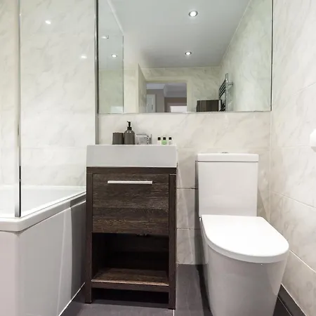 Cosy Roseburn Apartment, - 2 Bedrooms, Free Parking Lägenhet Edinburg