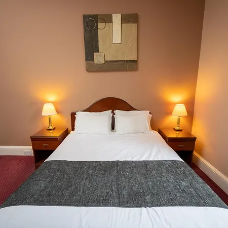 Hampton By Greene King Bed & Breakfast 3*