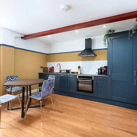 89 The Merchants- Chique By The House Of Danu Hotel apartamentowy 4*
