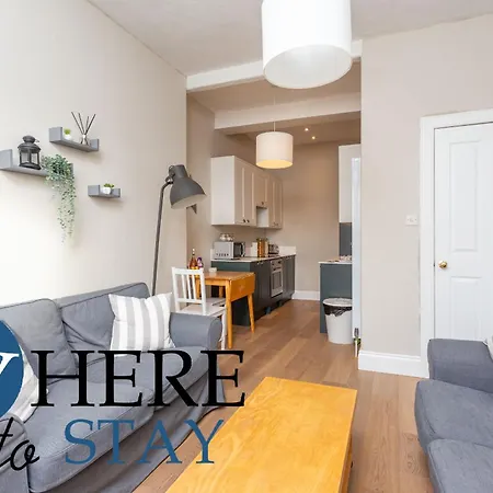 Bright 2 Bed By Rodney St