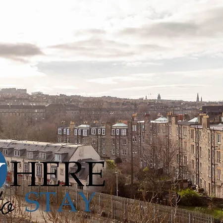 Bright 2 Bed By Rodney St Apartment