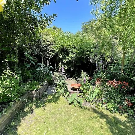 Charming Victorian Riverside Near Centre Edinburg
