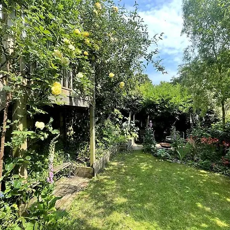 Charming Victorian Riverside Near Centre Edinburg