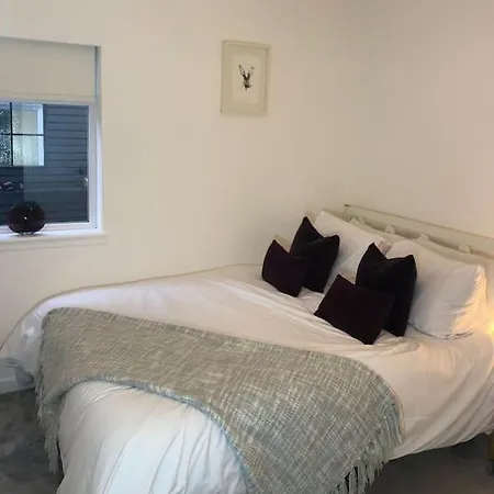Nyaraló Kaimes Kip: Stylish Five Bedroom