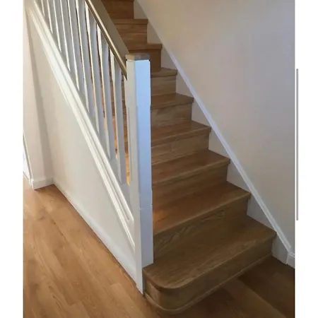 Giles * إدنبرة