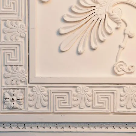 Hotel No11 Boutique & Brasserie 4*