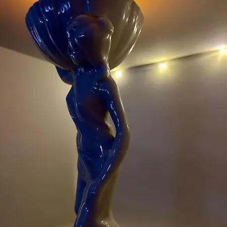 Edinburghs Arthurs Seat View