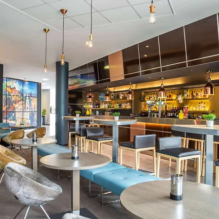 Hotel Novotel Park 4*