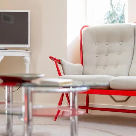 Boat - 409 エディンバラ