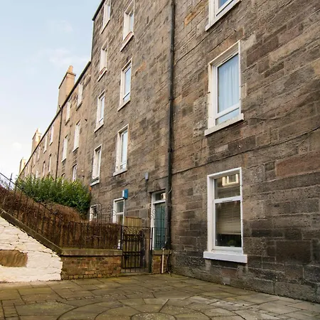 Salmond Place - 427 *