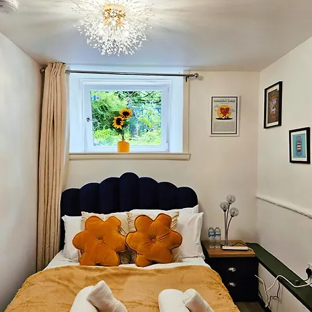 River Haven إدنبرة