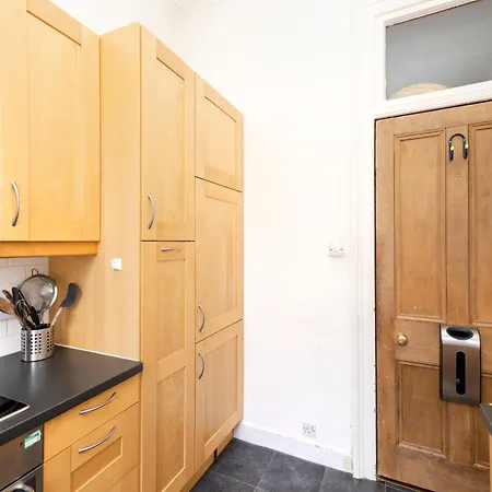 Charming 1-bedroom Getaway Apartmán Edinburgh