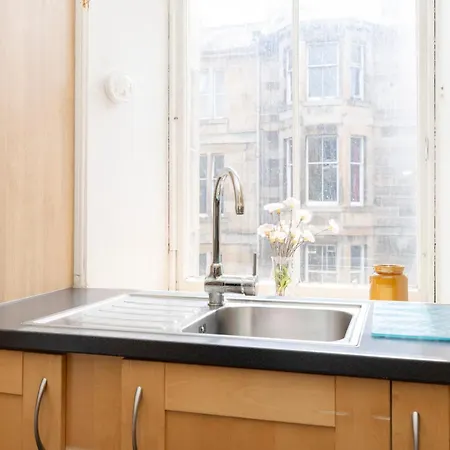 Charming 1-bedroom Getaway Apartmán