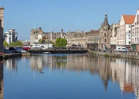 Homely And Central 2bd Flat - Leith